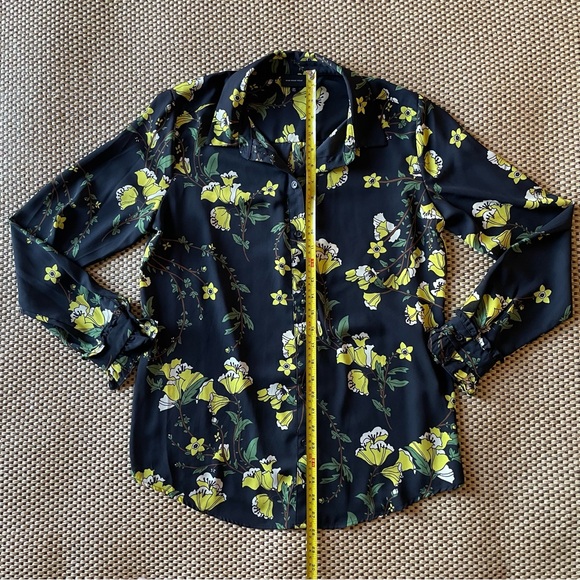 Floral Button Up Shirt Black Yellow Who What Wear Women’s Size Medium - Picture 11 of 11